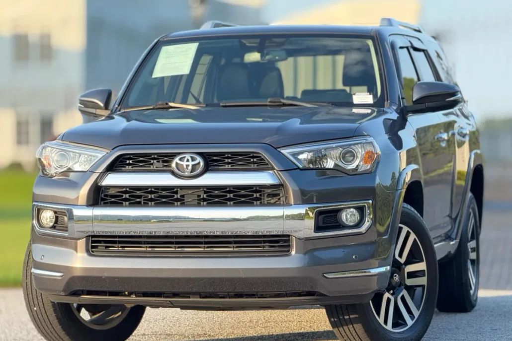 2018 Toyota 4Runner Limited Sport photo 1