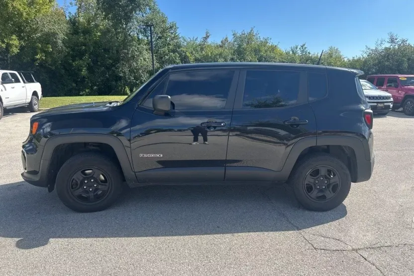 2020 Jeep Renegade Sport photo 1