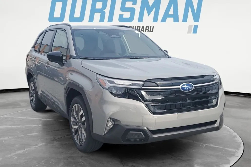 2025 Subaru Forester Touring photo 1