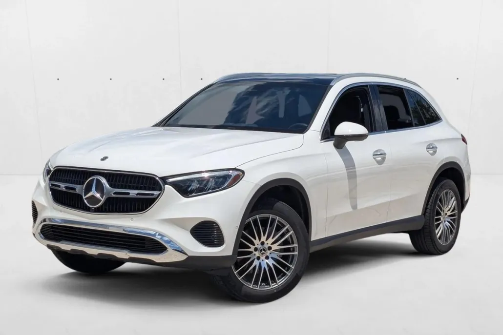 2025 Mercedes Benz GLC 300 photo 1