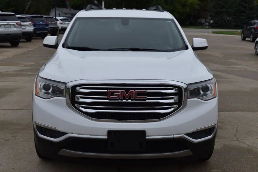 2019 Gmc Acadia SLT photo 1