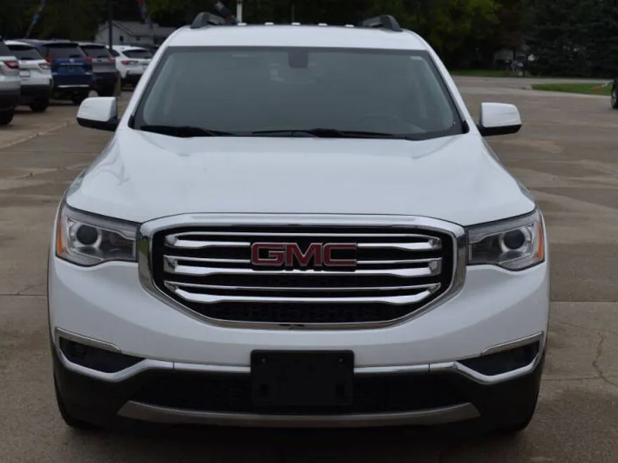 2019 Gmc Acadia SLT photo 1