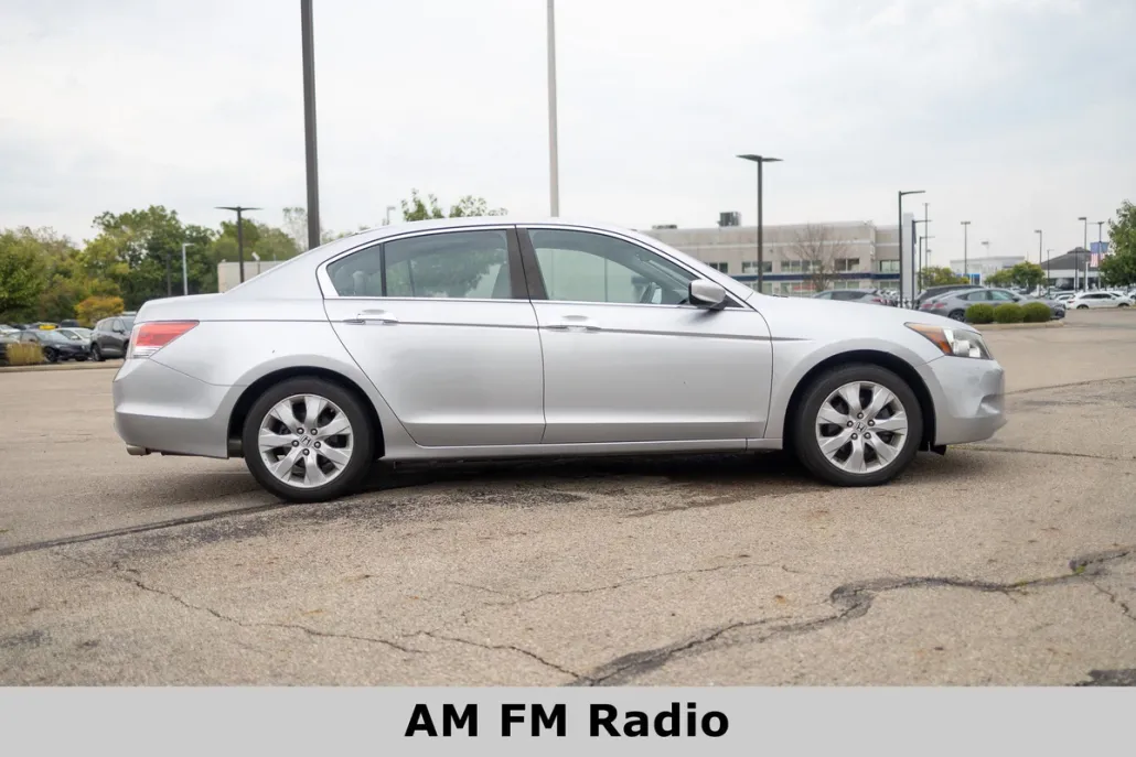 2010 Honda Accord EX-L photo 1