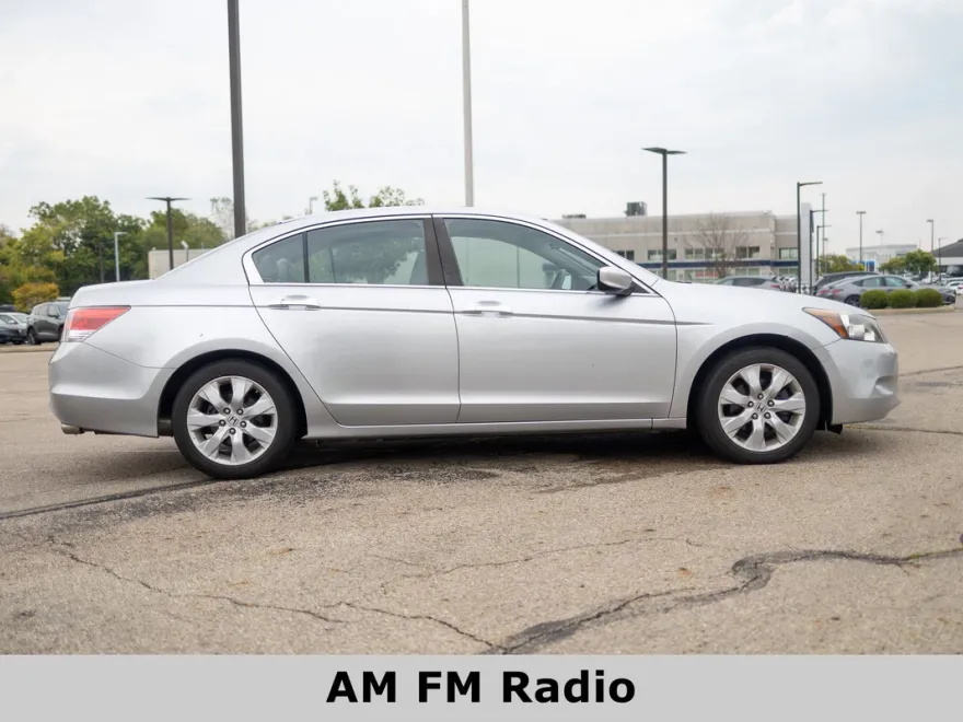 2010 Honda Accord EX-L photo 1