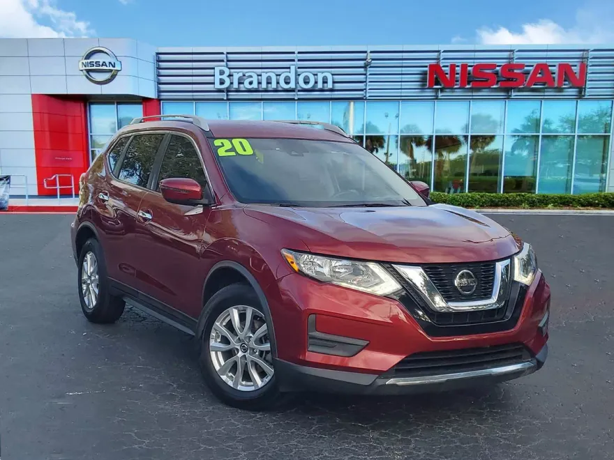 2020 Nissan Rogue SV photo 1