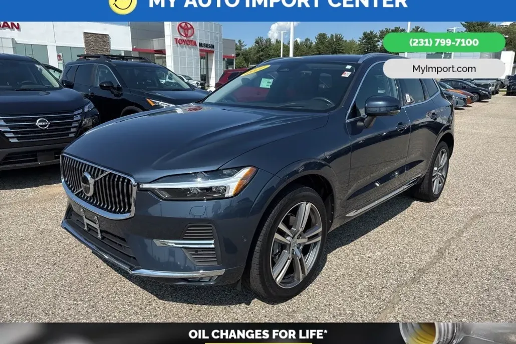 2022 Volvo XC60 B5 Inscription photo 1