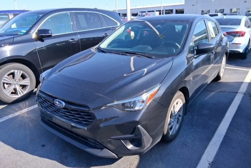 2024 Subaru Impreza Base photo 1