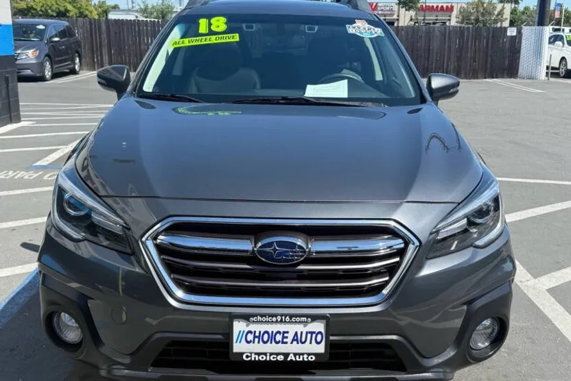 2018 Subaru Outback 3.6R Limited photo 1