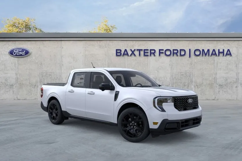 2025 Ford Maverick Lariat photo 1