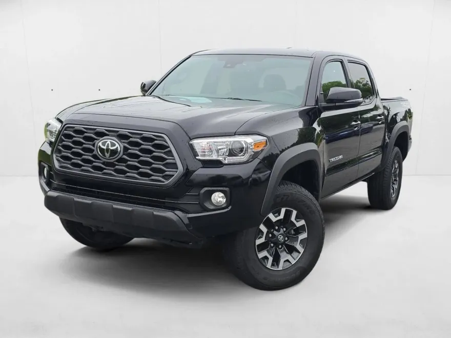 2023 Toyota Tacoma TRD V6 photo 1
