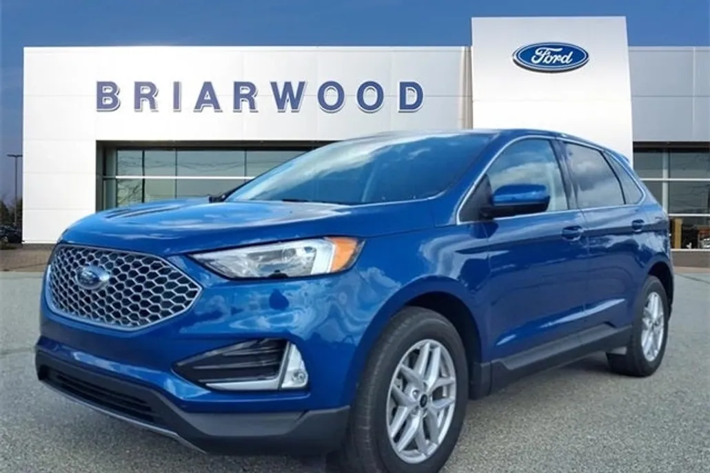 2024 Ford Edge SEL photo 1