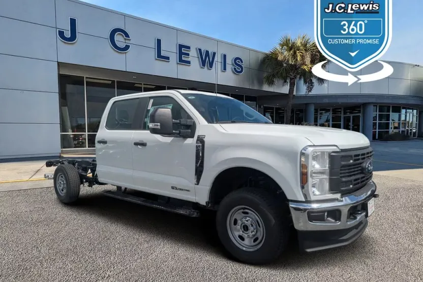 2026 Ford F-250 XL photo 1