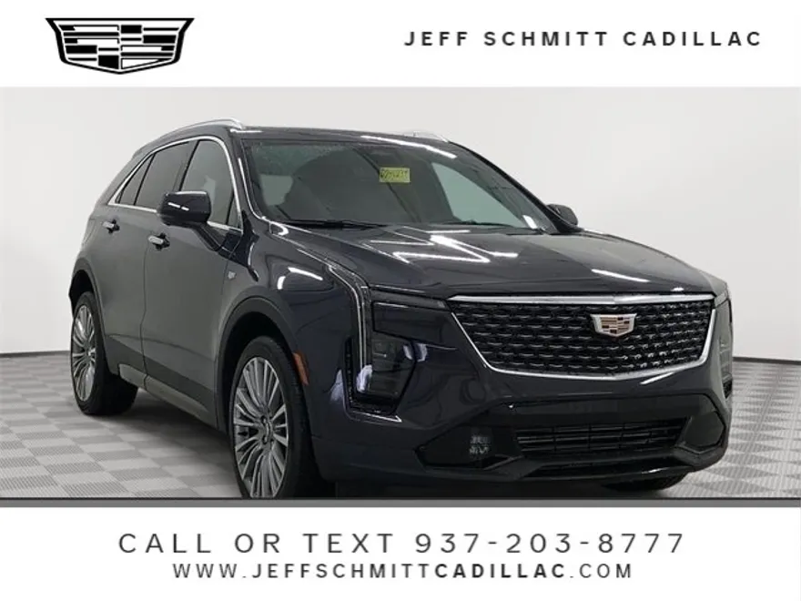 2024 Cadillac XT4 Premium Luxury photo 1