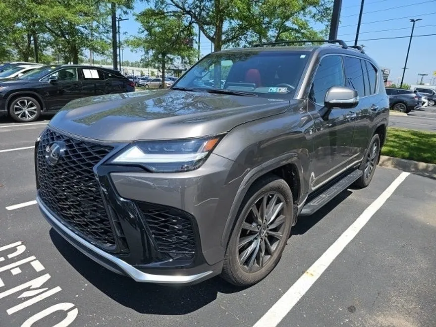 2023 Lexus LX 600 F SPORT Handling photo 1