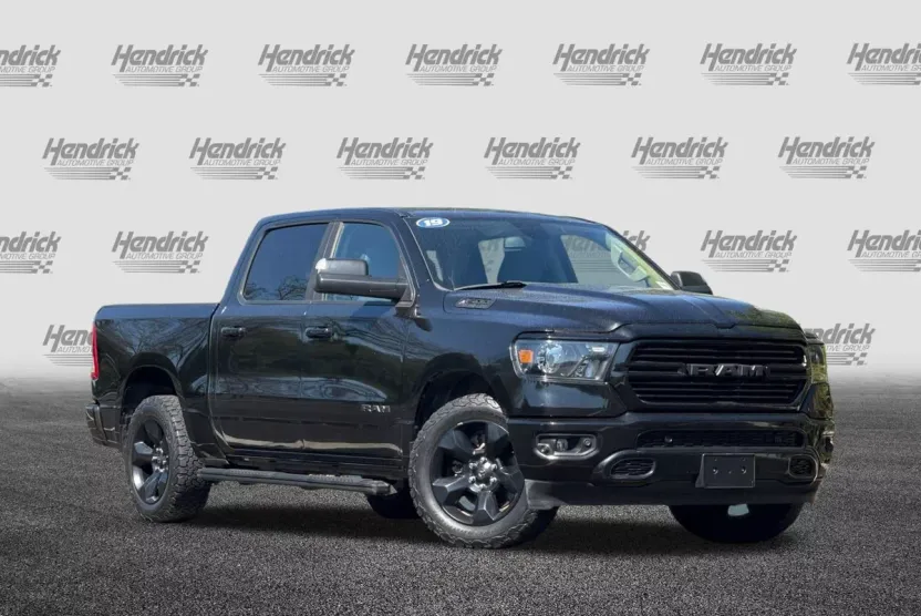 2019 Ram 1500 Sport photo 1