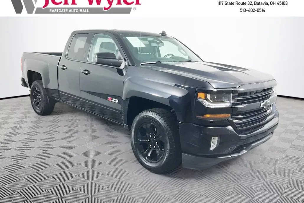2016 Chevrolet Silverado 1500 LT photo 1