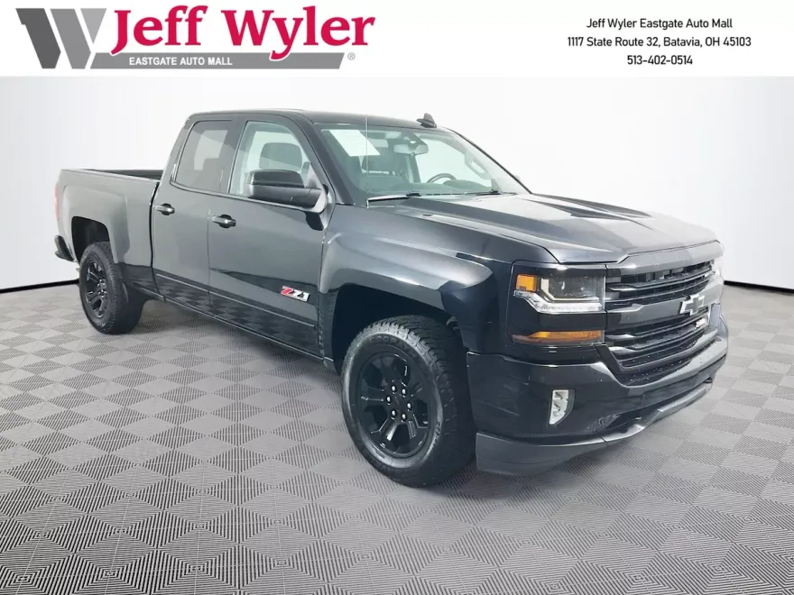 2016 Chevrolet Silverado 1500 LT photo 1