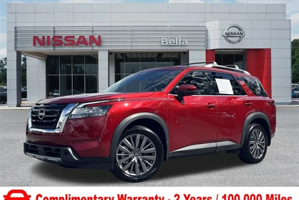 2024 Nissan Pathfinder SL photo 1