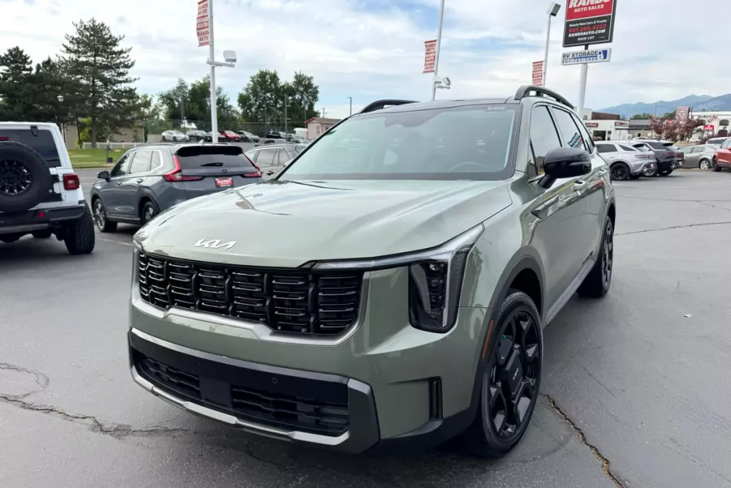 2024 Kia Sorento X-Line EX photo 1