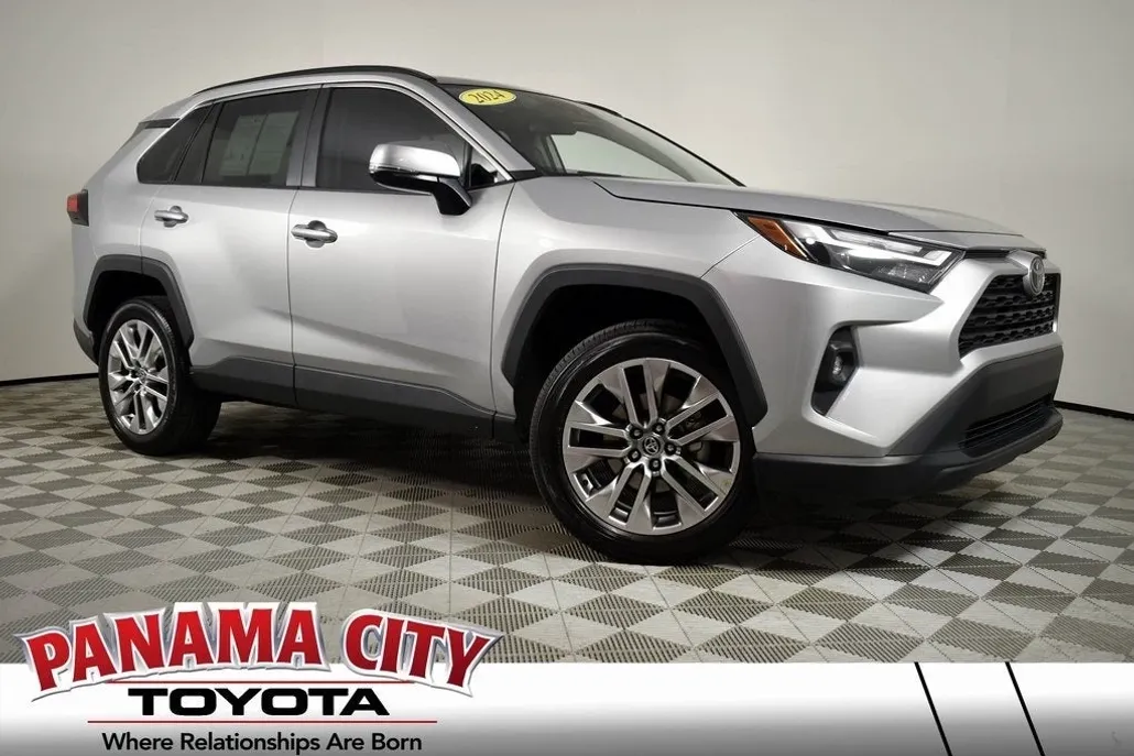 2024 Toyota RAV4 XLE Premium photo 1