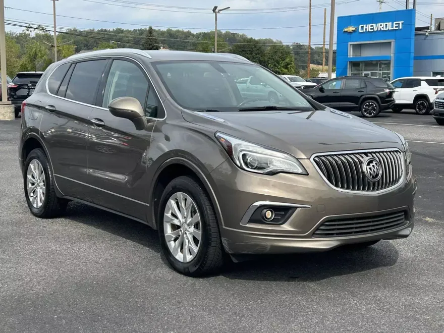 2017 Buick Envision Essence photo 1
