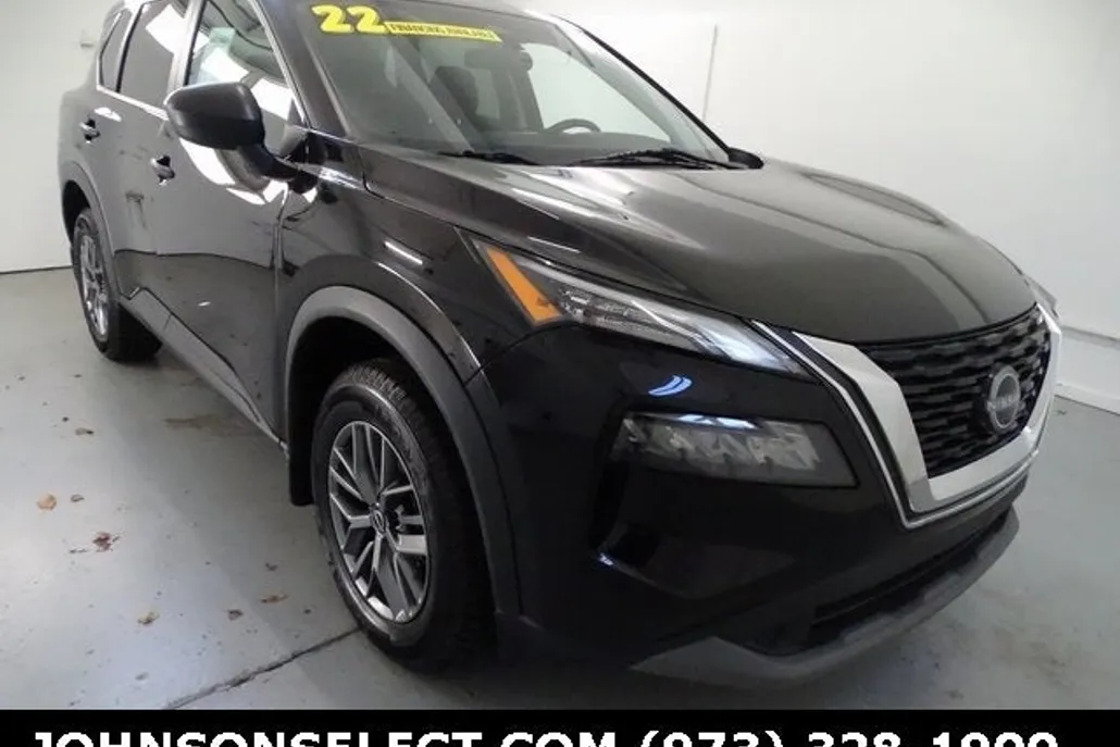 2022 Nissan Rogue S photo 1