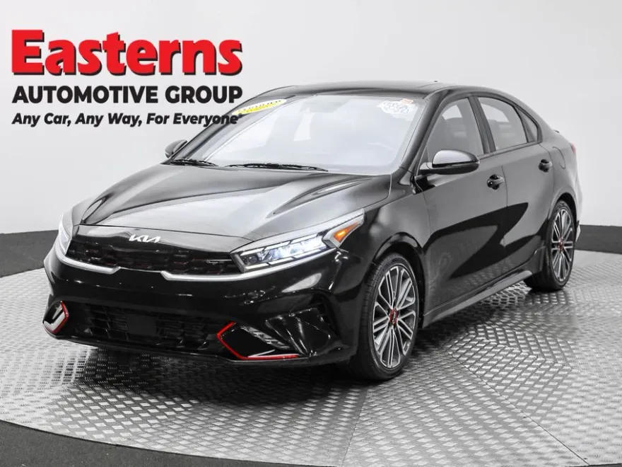 2022 Kia Forte GT photo 1