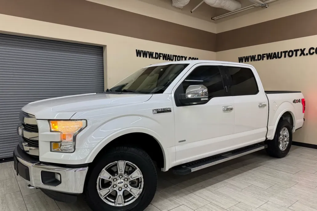 2016 Ford F-150 Lariat photo 1