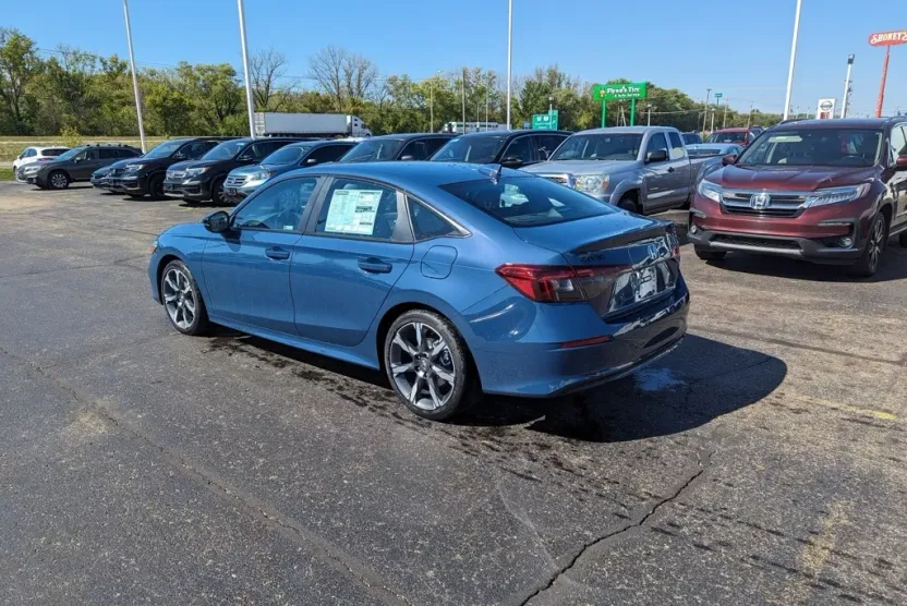 2026 Honda Civic Hybrid Sport photo 1