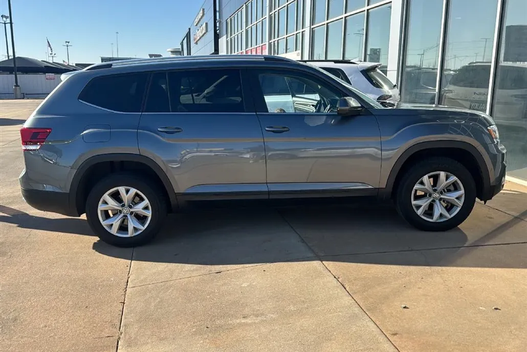 2019 Volkswagen Atlas photo 1