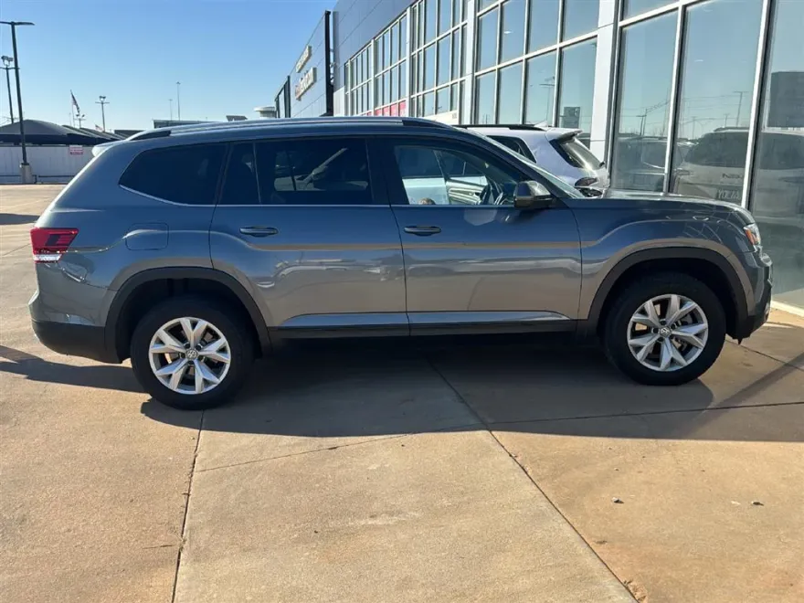 2019 Volkswagen Atlas photo 1