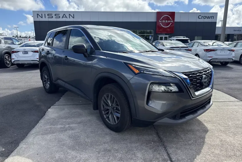 2023 Nissan Rogue S photo 1