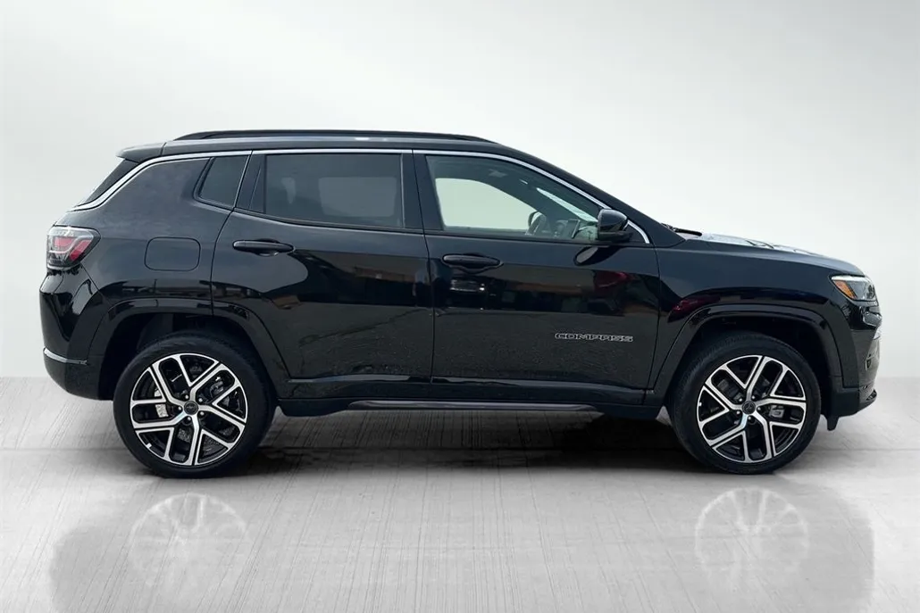 2025 Jeep Compass Limited photo 1