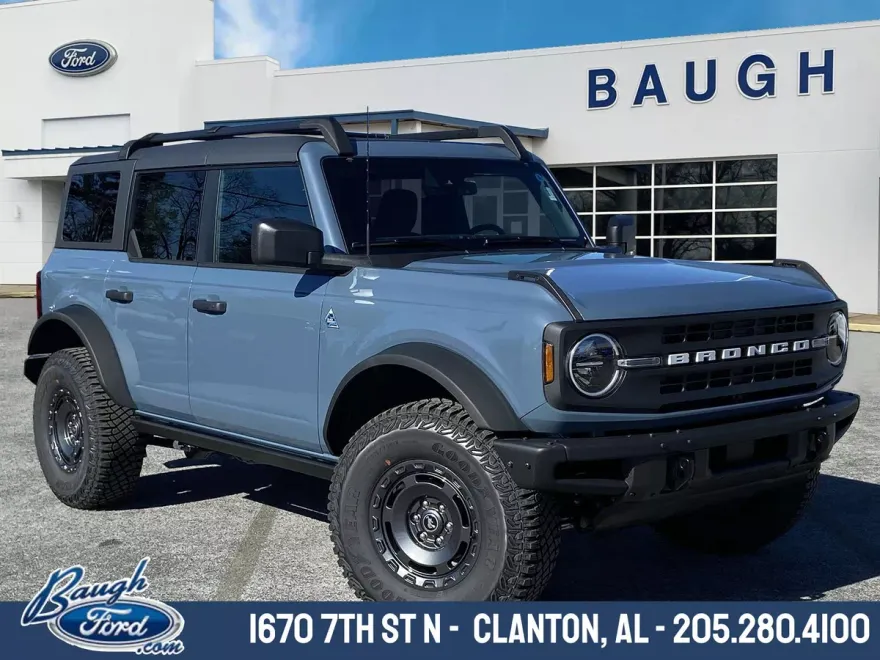 2024 Ford Bronco Black Diamond photo 1