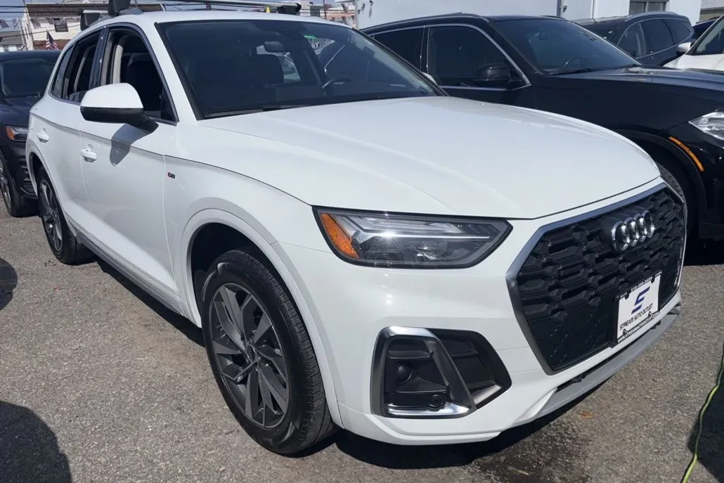 2023 Audi Q5 45 S line Premium photo 1