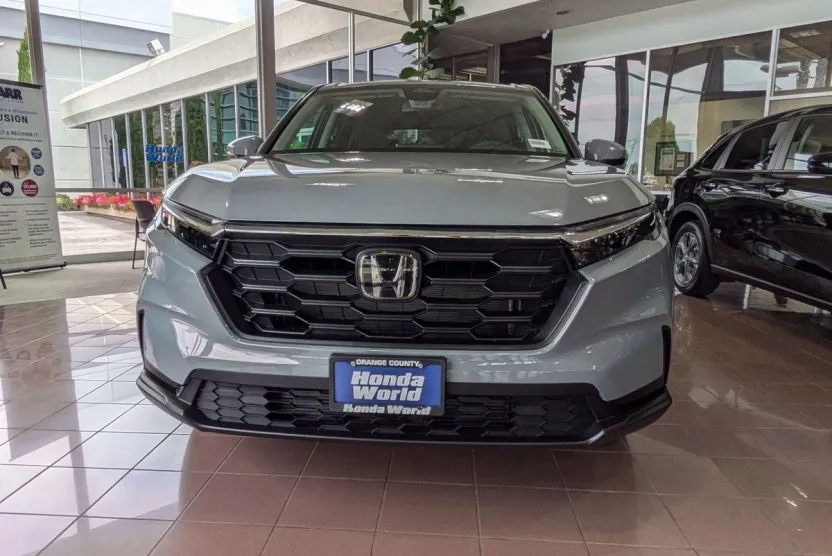 2026 Honda CR-V LX photo 1