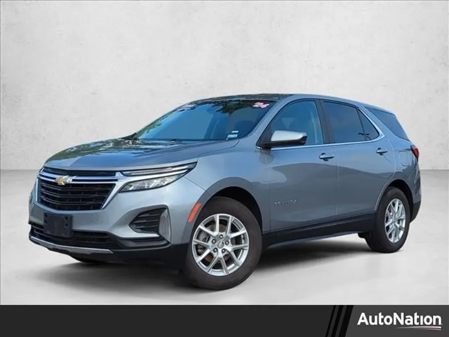 2024 Chevrolet Equinox LT photo 1