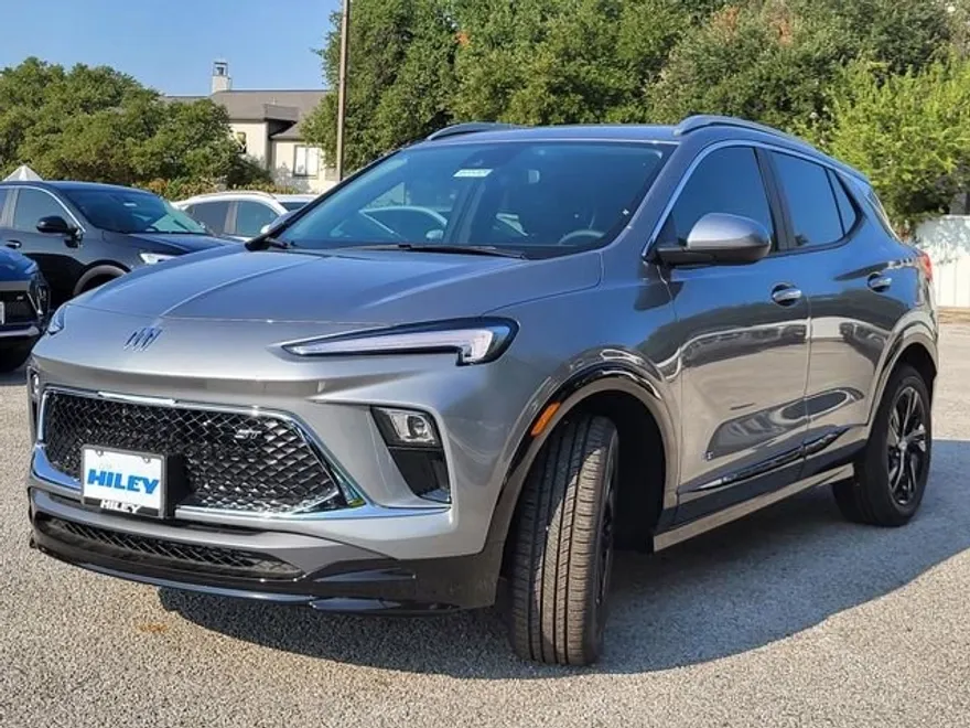 2026 Buick Encore GX Sport Touring photo 1