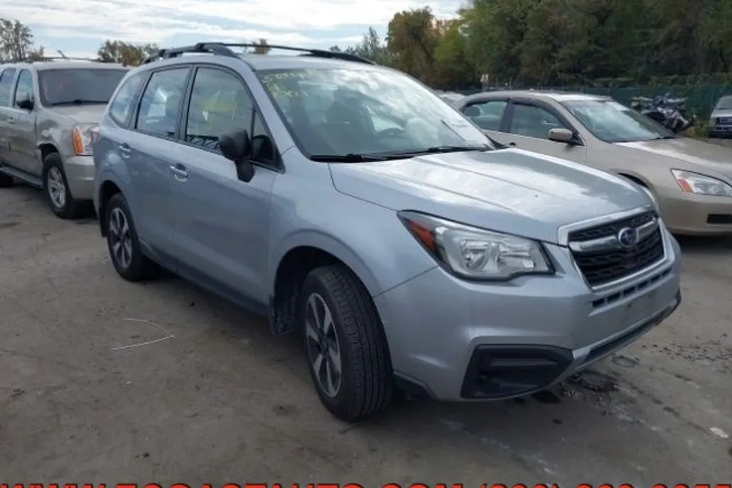 2017 Subaru Forester photo 1