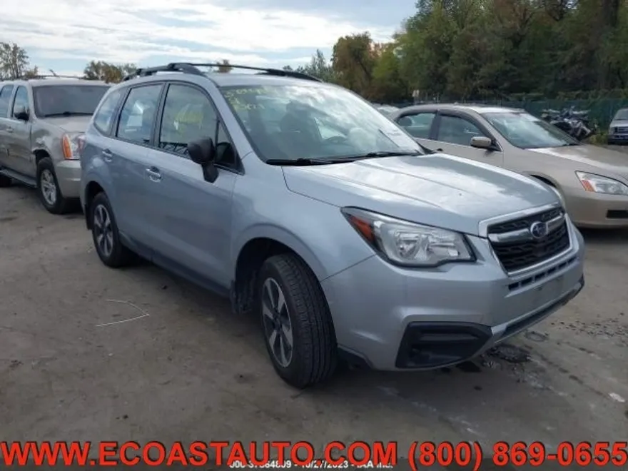 2017 Subaru Forester photo 1