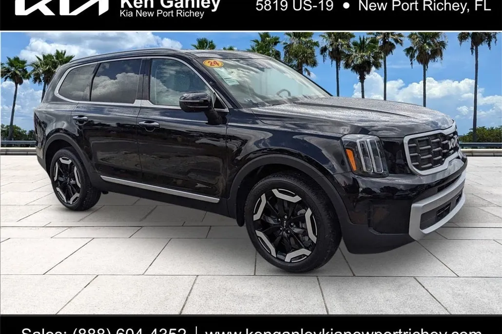 2024 Kia Telluride S photo 1