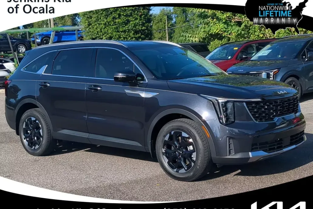 2026 Kia Sorento S photo 1