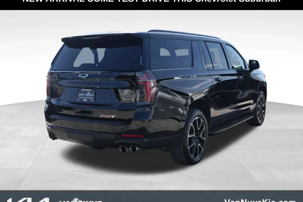 2025 Chevrolet Suburban RST photo 1