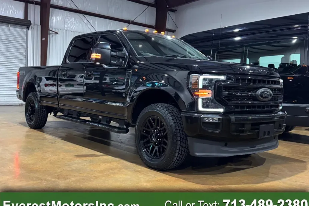 2021 Ford F-350 Lariat photo 1
