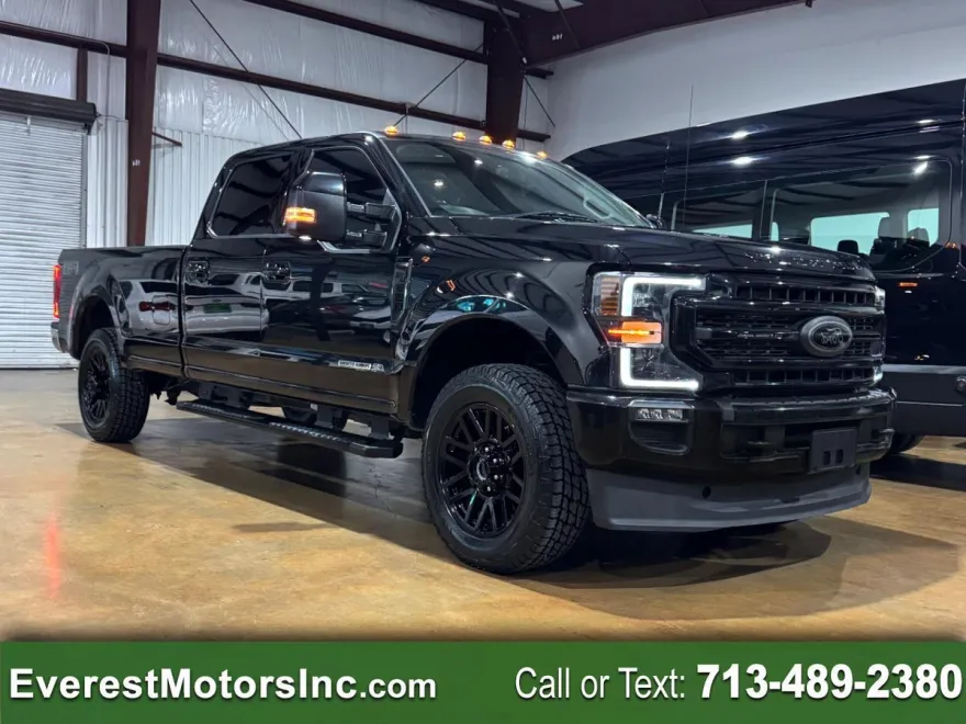 2021 Ford F-350 Lariat photo 1