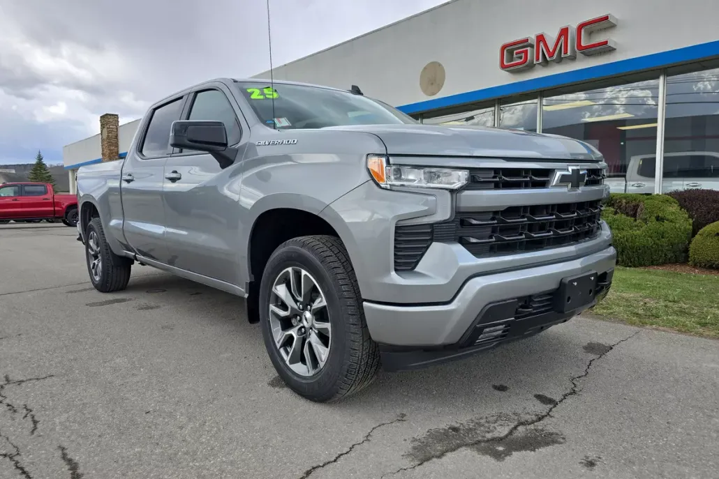 2025 Chevrolet Silverado 1500 RST photo 1