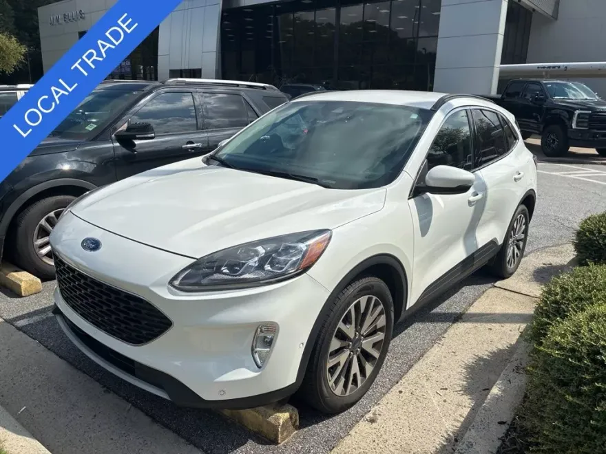 2020 Ford Escape Titanium photo 1