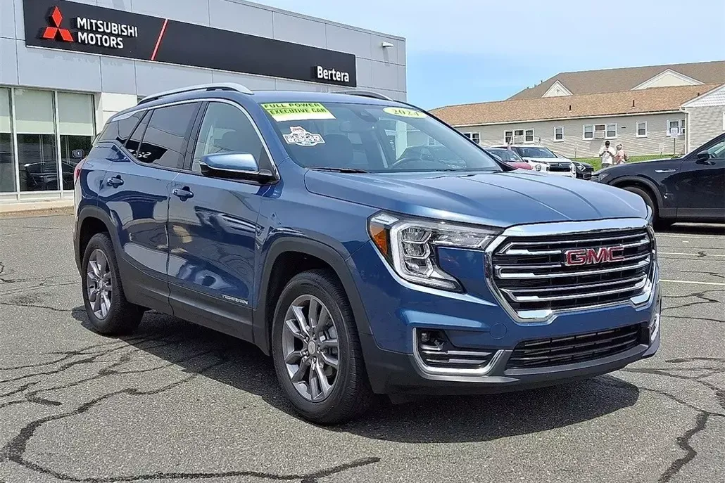 2024 Gmc Terrain SLT photo 1