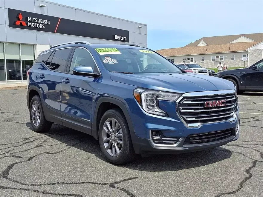 2024 Gmc Terrain SLT photo 1
