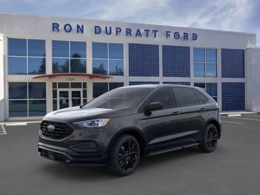 2024 Ford Edge SE photo 1